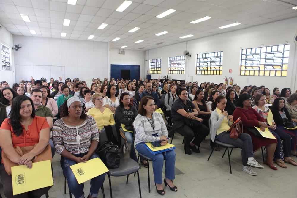 Após 4 anos, Prefeitura volta a realizar capacitação de cozinheiras da Educação