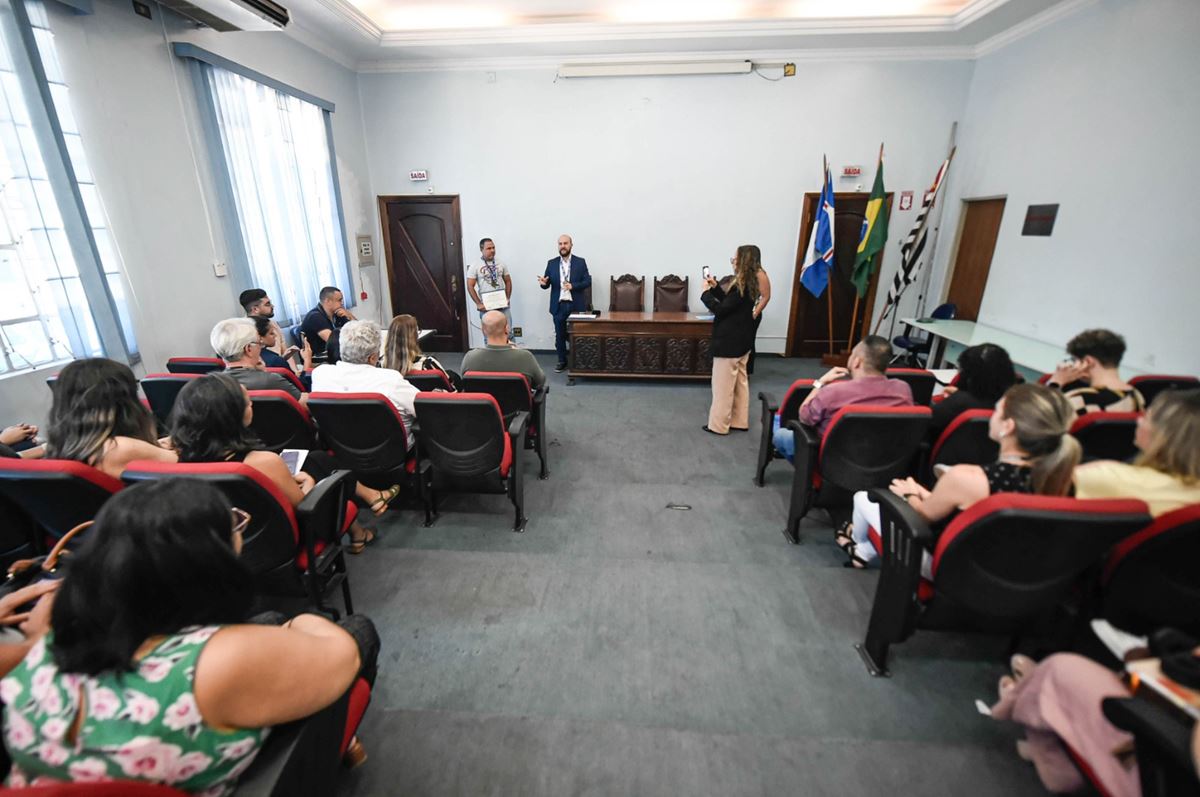 Secretaria da Saúde é homenageada com comenda Sociedade, Paz e Educação – 55 anos UNG