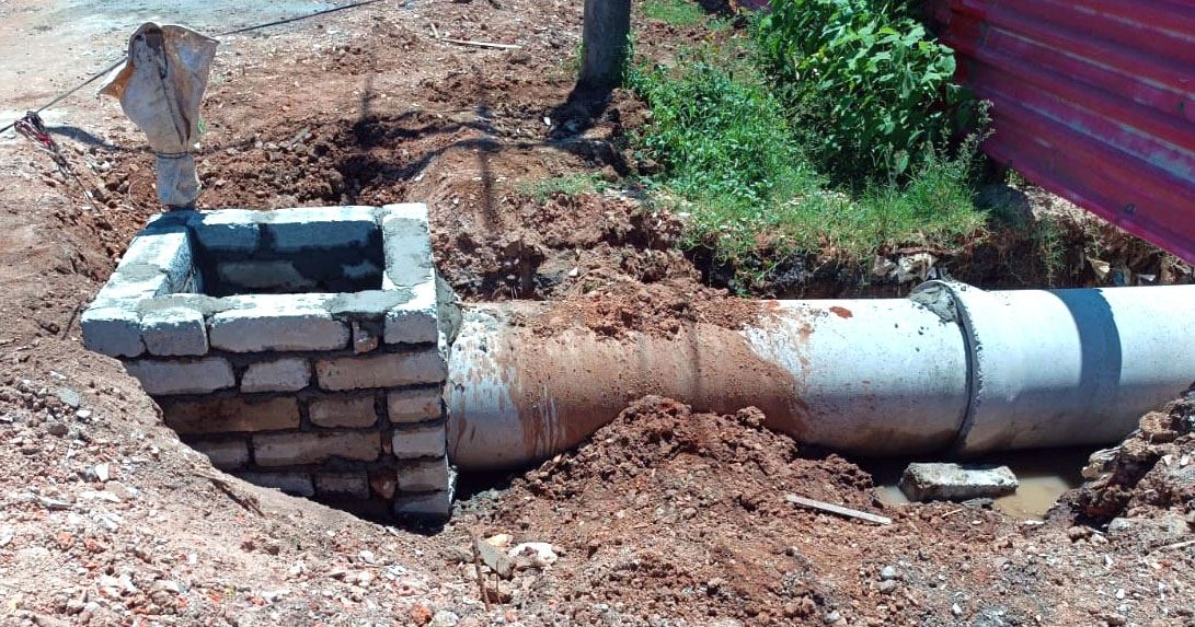 Prefeitura finaliza obra de galeria na Estrada do Itaim