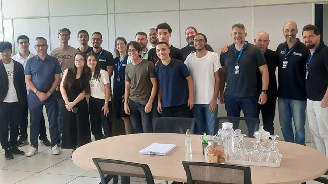 Primeira turma de estagiários da SCTI conclui semestre de trabalho na pasta