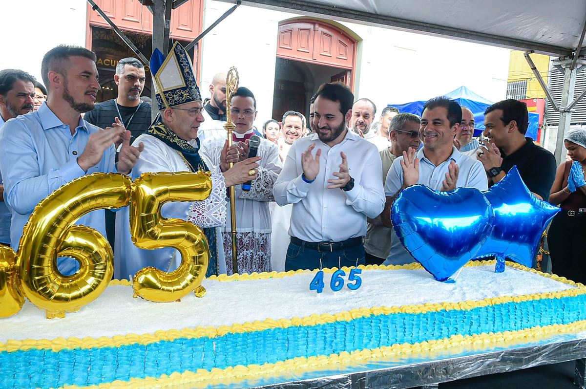 Guarulhos comemora 465 anos com missa e bolo de aniversário do Fundo Social