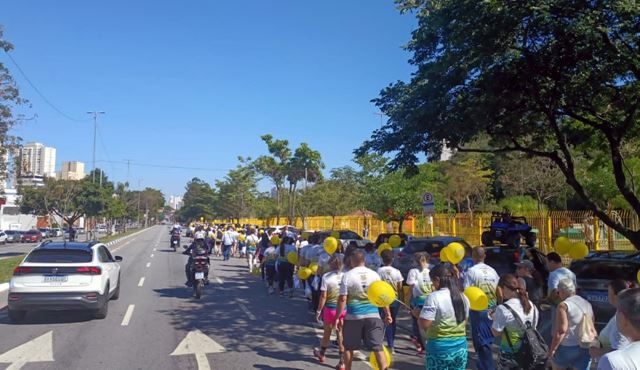 Primeira Caminhada Inclusiva de Guarulhos mobiliza 200 pessoas no Bosque Maia