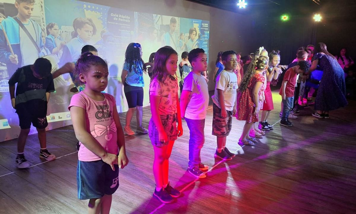 EPG Firmina e CEU Bonsucesso reforçam parceria para apresentação cultural dos estudantes