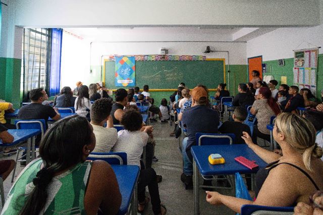 Alunos da rede municipal realizam exposição do Projeto Brincando com Pipas