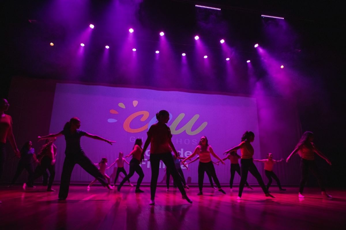 CEU Rosa de França encerra Mostra CEUs 2025 com apresentações artísticas