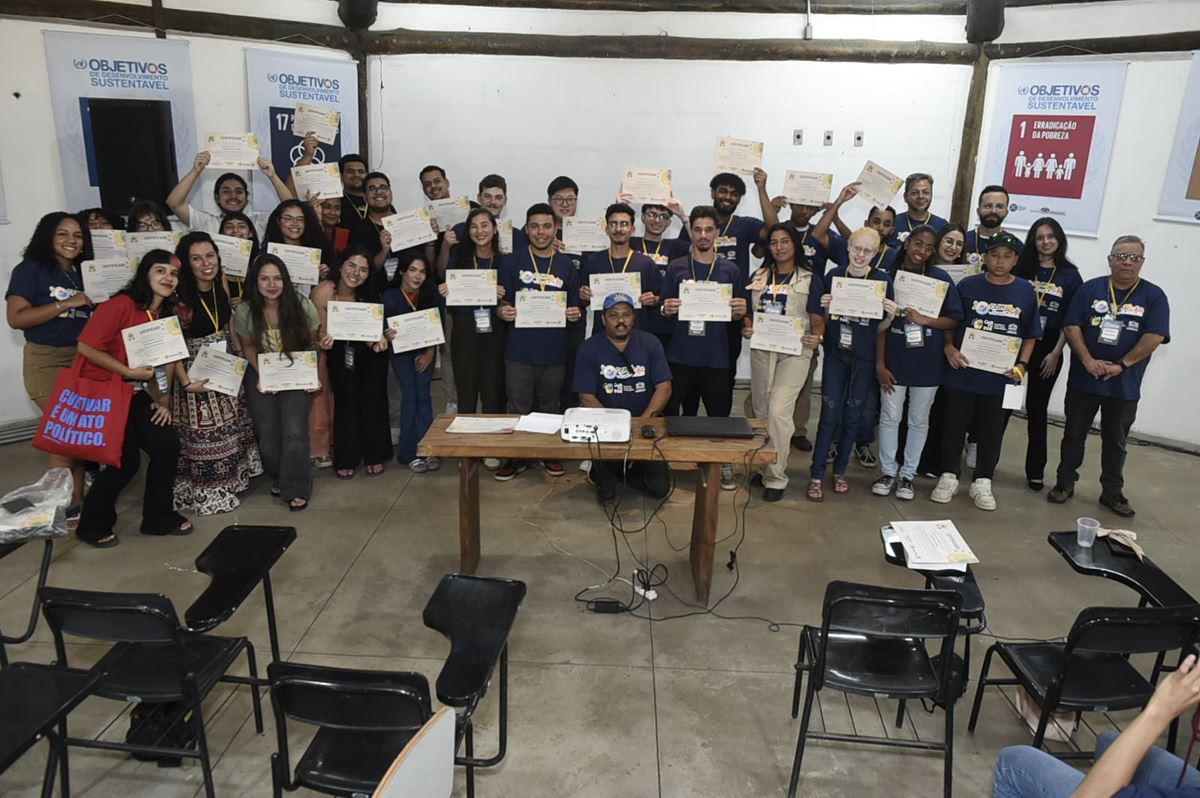 Prefeitura entrega certificados do Programa Clima Ação Jovem Guarulhos 2025