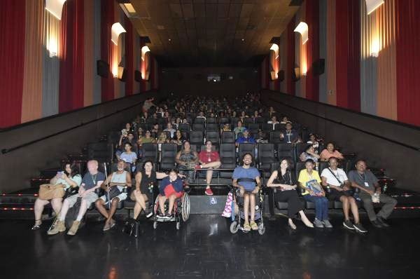 Prefeitura recebe inscrições de pessoas atípicas para sessão de cinema gratuita no CineSesc