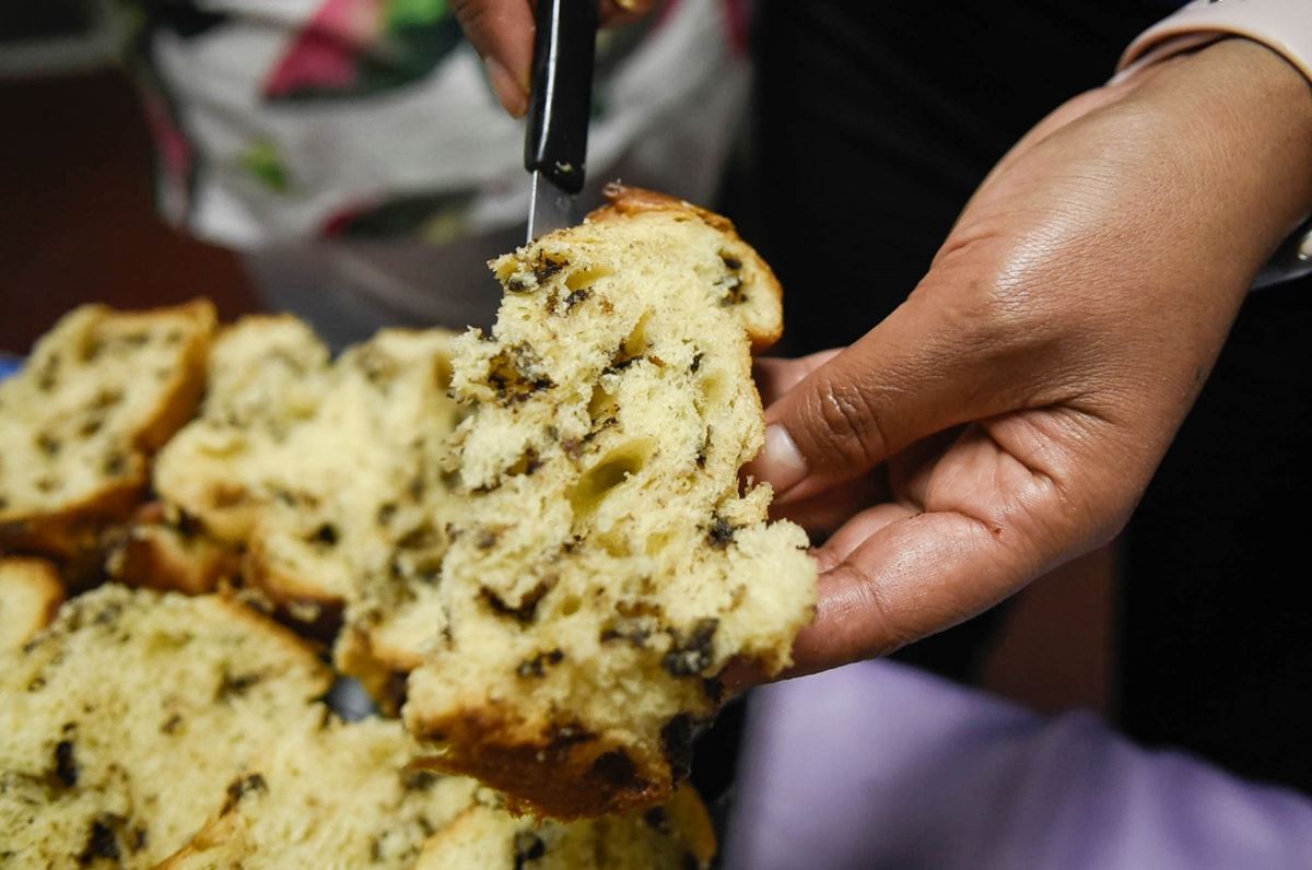 Prefeitura promove curso gratuito de panetone para mães atípicas