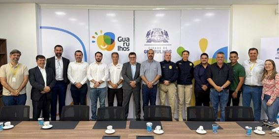 Prefeitura de Guarulhos discute reabertura do acesso à pista expressa da Dutra no km 207
