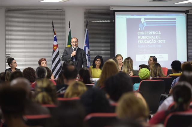 Prefeitura realiza Pré-Conferências Regionais de Educação neste sábado
