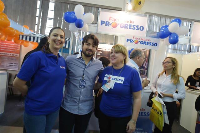 Feira do Estudante recebe 20 mil pessoas no Adamastor