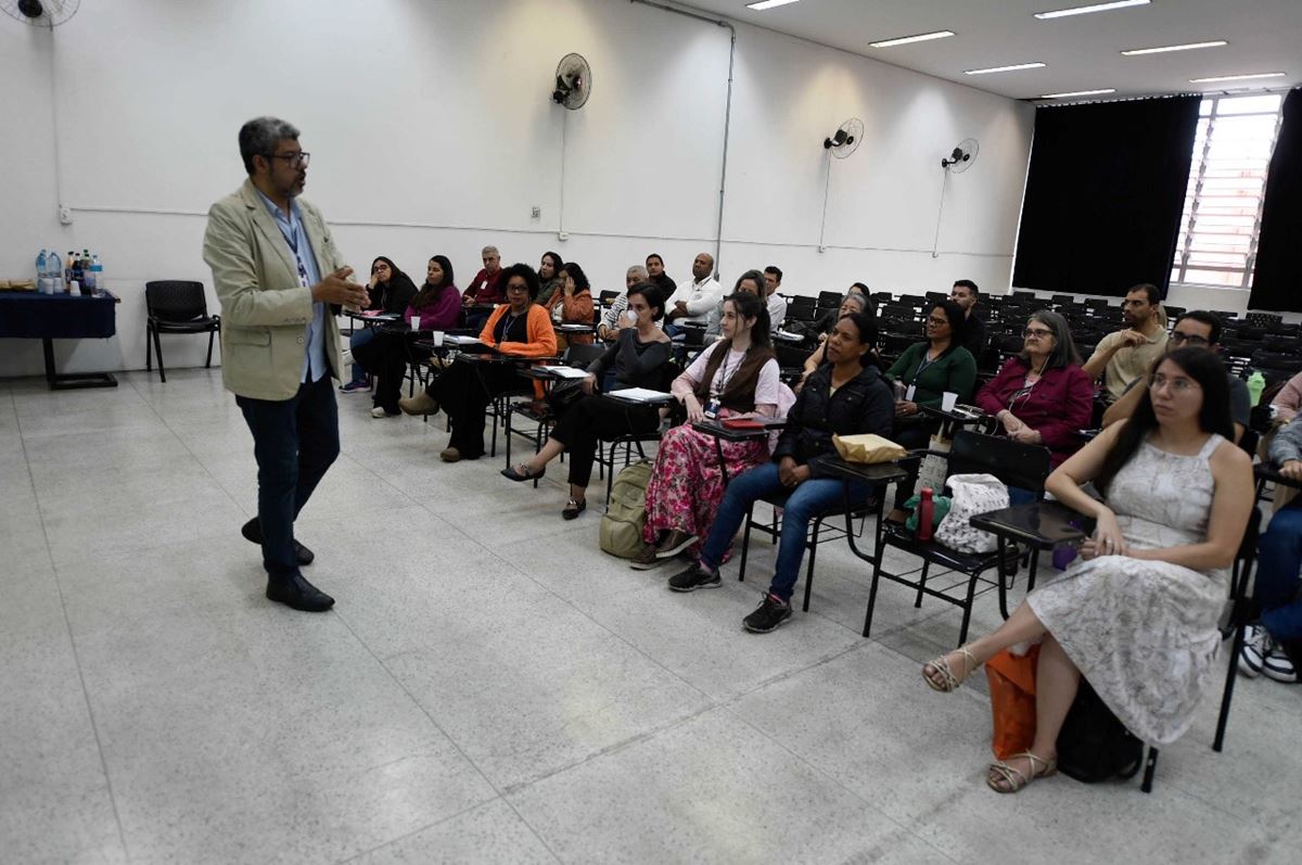 Palestra orienta servidores a planejar e otimizar o tempo