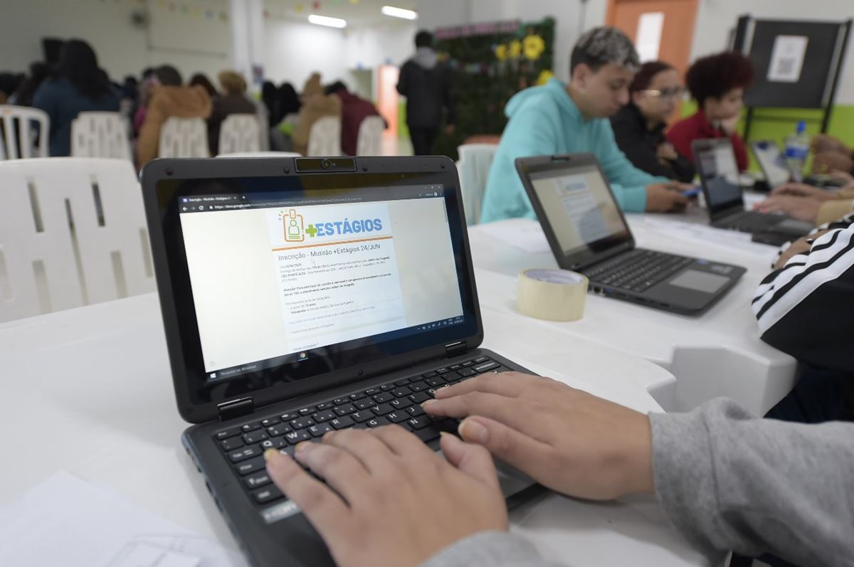 Mutirão +Estágios oferece mais de 1.500 vagas para jovens nesta quarta-feira