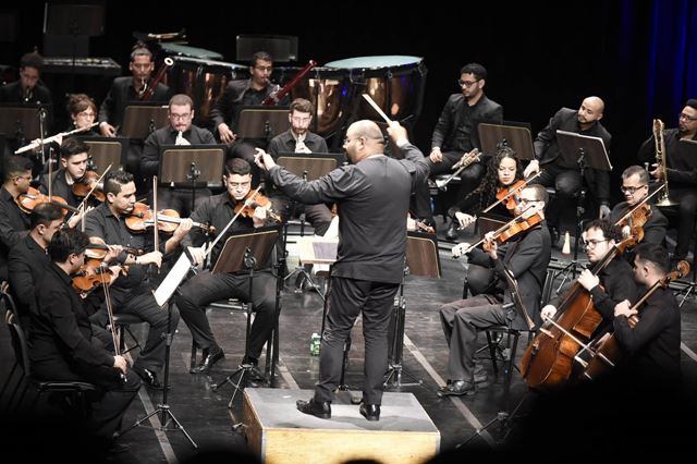 Orquestra Gru Sinfônica apresenta Cartoon In Concert no Adamastor no domingo