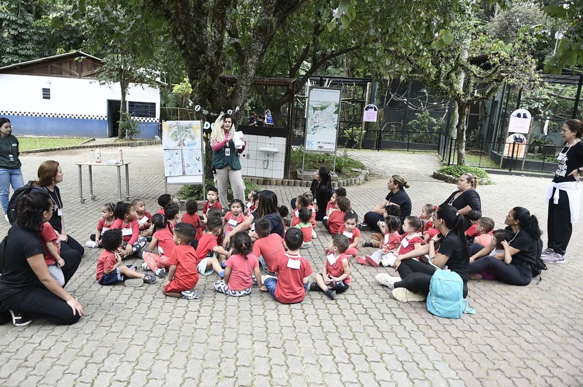 Zoo celebra o Dia das Crianças com brincadeira e conscientiza público sobre o tráfico de animais