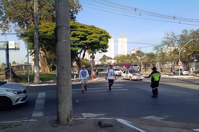 Prefeitura de Guarulhos colabora com peregrinos na passagem pela cidade rumo a Aparecida