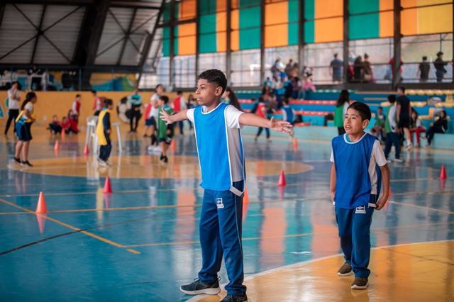 Modalidades do Jogos Escolares Municipais resgatam antigas brincadeiras