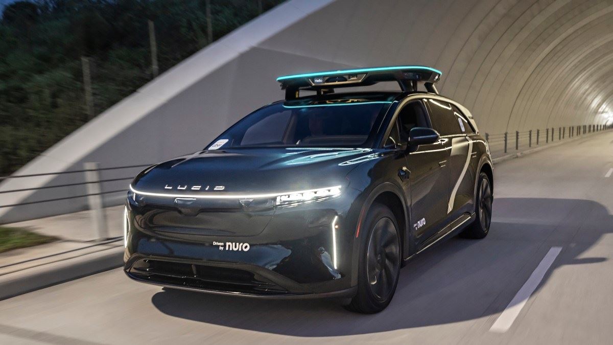 Uber trará seu serviço de táxi robótico premium para Houston em 2027