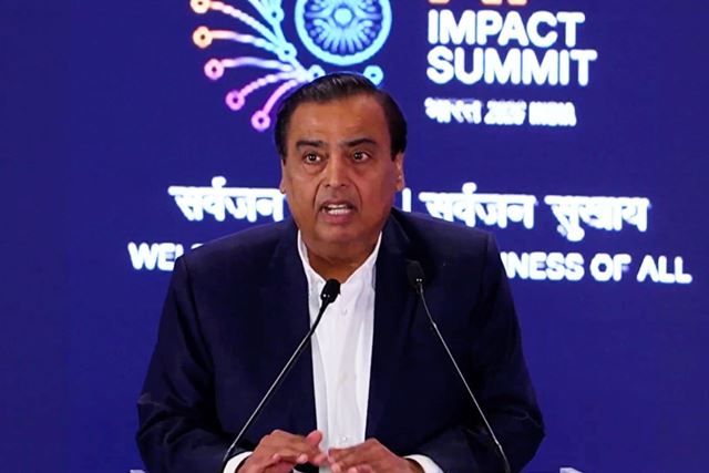 O bilionário Ambani quer IA em todas as chamadas, aplicativos e residências