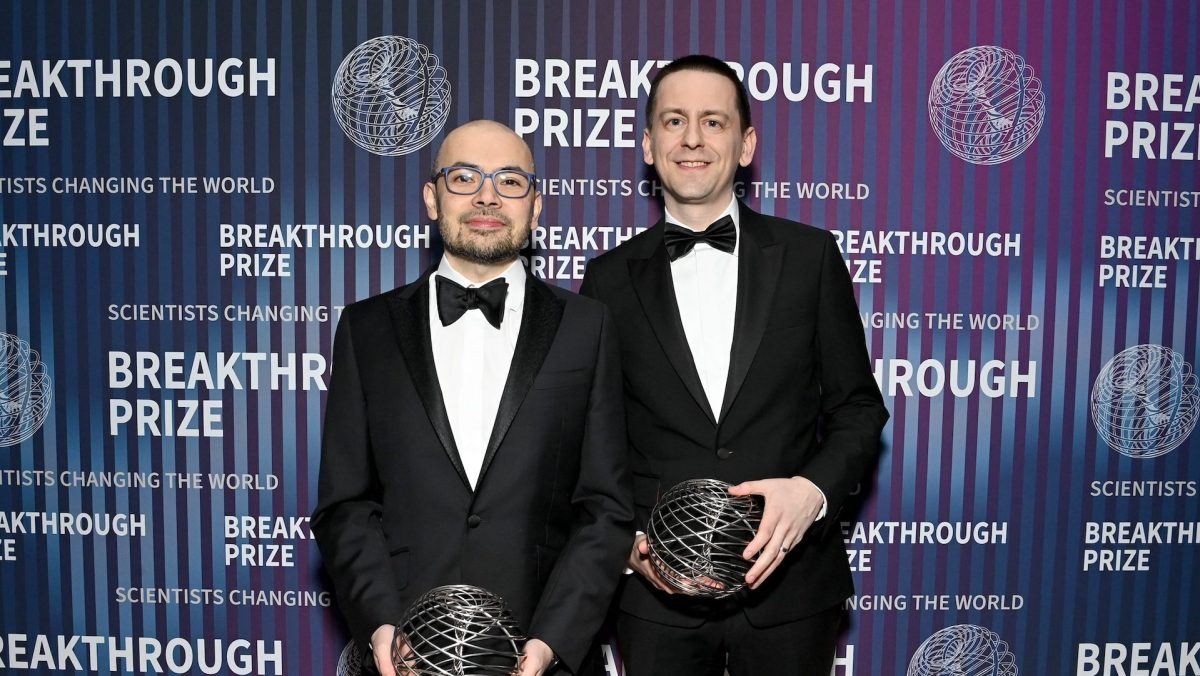 O ganhador do Prêmio Nobel John Jumper está deixando a DeepMind para ingressar na Anthropic, empresa concorrente