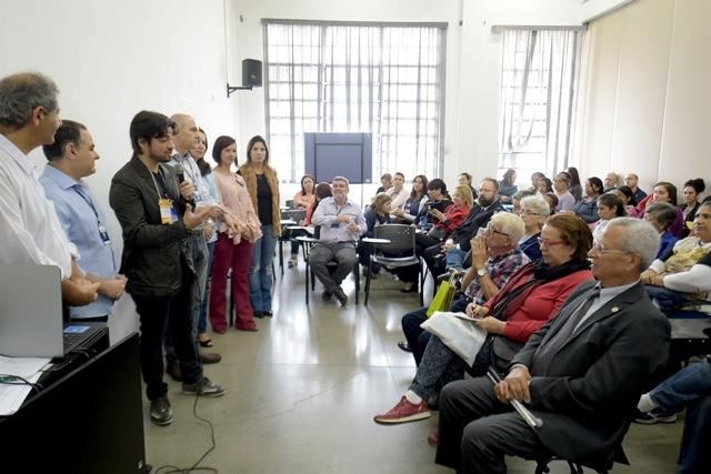 Prefeitura realiza palestras em comemoração ao Dia do Idoso