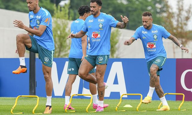 Brasil faz penúltimo treino e viaja para o Texas onde enfrenta Japão