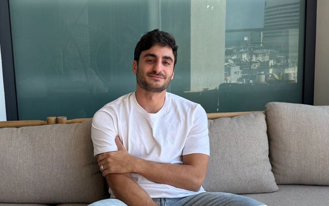 A plataforma de programação Vibe, Base44, lança seu próprio modelo em um momento em que as startups de IA buscam se diferenciar