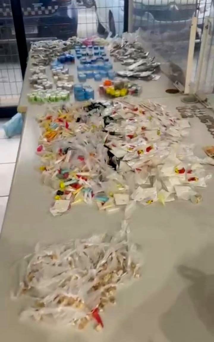 GCM de Guarulhos prende traficante com mais de 3 kg de drogas nos Pimentas