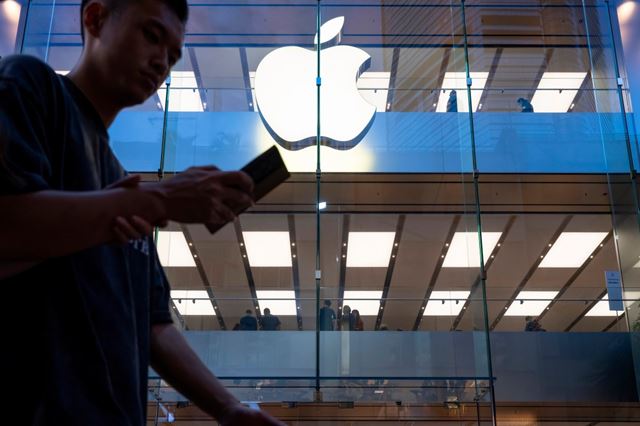A Apple retoma os pagamentos com cartão para compras na Conta Apple na Índia, após um hiato de quatro anos