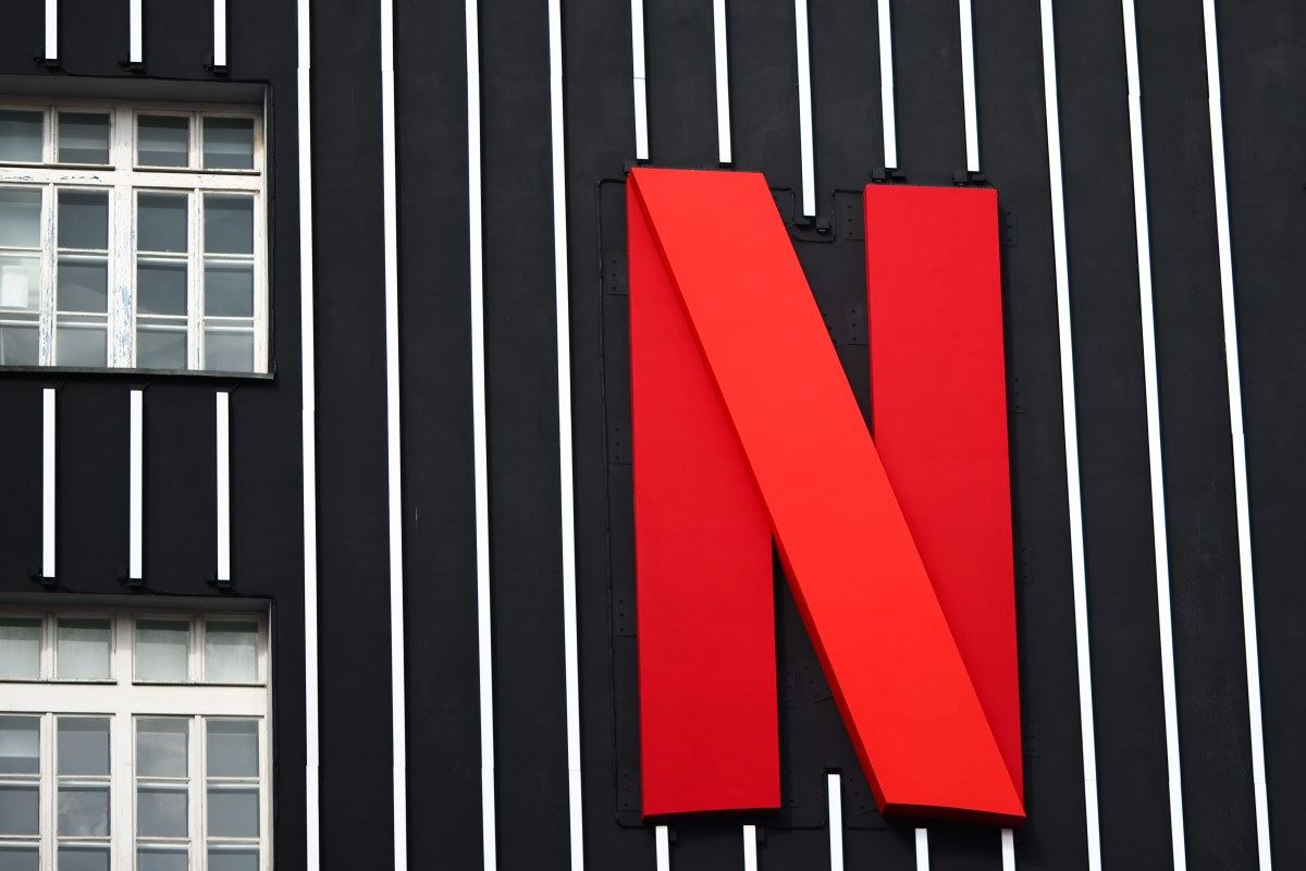 Netflix aposta em conteúdo de vídeo mais curto com seu novo conjunto de acordos com editoras com a Variety e outros