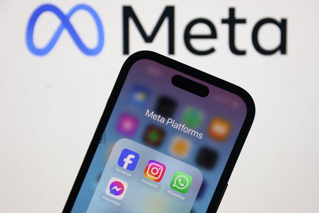 UE ameaça Meta com multas por recursos viciantes no Facebook e no Instagram