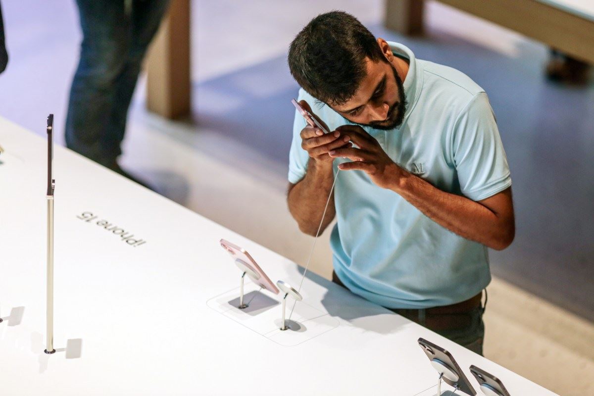 Índia aposta bilhões para quebrar o domínio da China na fabricação de smartphones