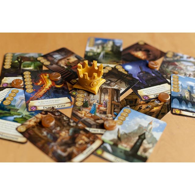 Biblioteca Monteiro Lobato promove oficina de board games com os jogos Citadels e Detetives