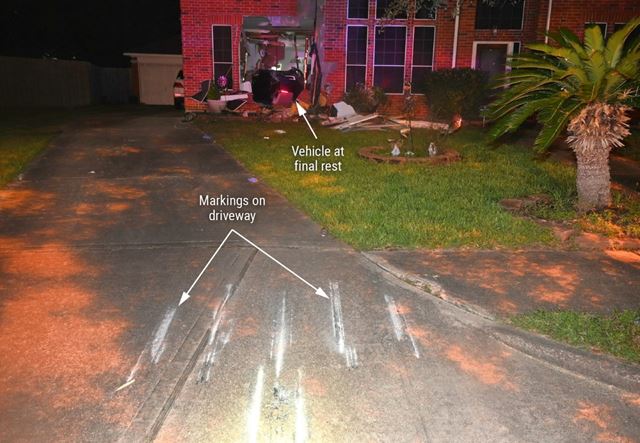 Motorista da Tesla em acidente fatal no Texas pressionou o acelerador a 100%, confirma NTSB