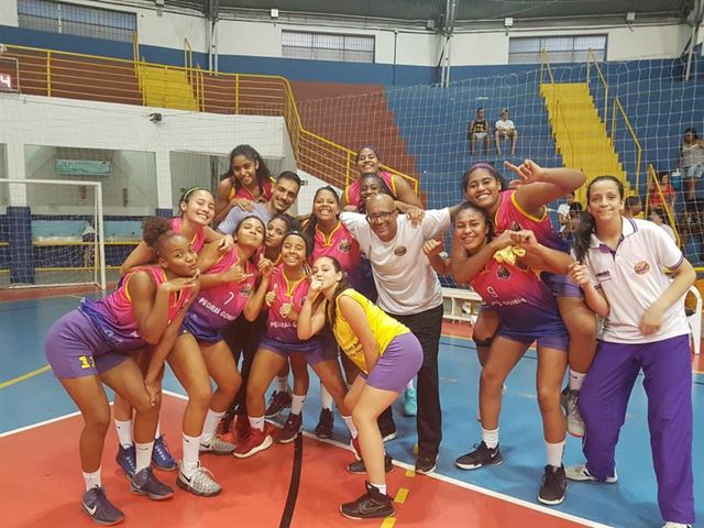 Apagebask-Guarulhos e Bradesco da Sub17 de basquete jogam no sábado