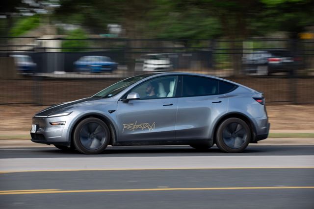 Tesla inicia testes de robotaxi em Orlando e Tampa antes dos resultados do segundo trimestre