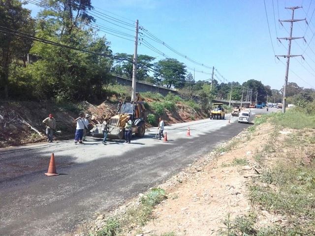 Avenida Orlanda Bergamo recebe ações da Proguaru