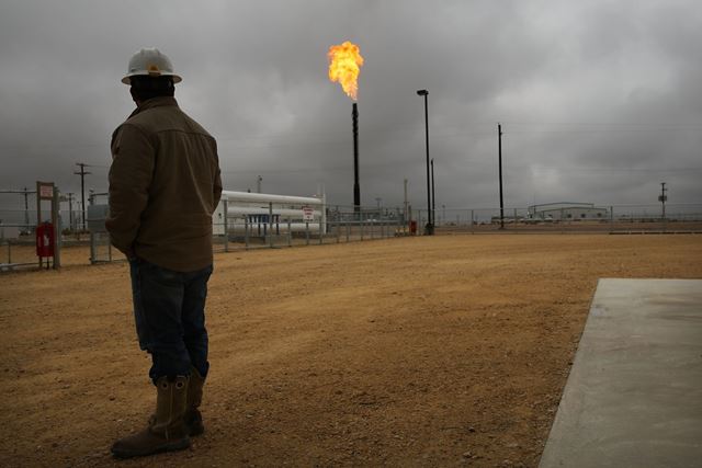 Meta abandona importante pacto de energia limpa enquanto sua expansão de gás natural acelera