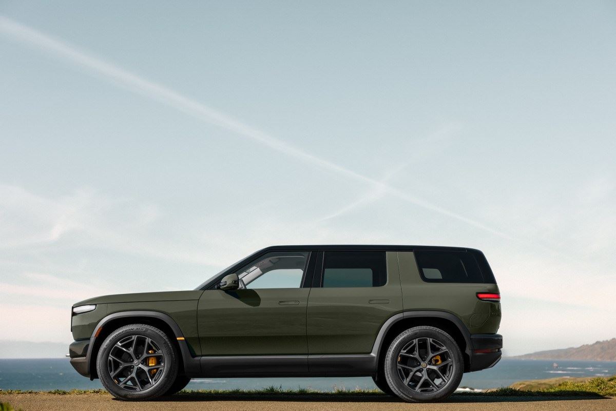 Rivian processa o governo dos EUA por reembolso integral das tarifas de Trump