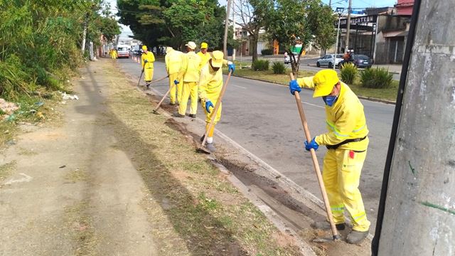 Prefeitura movimenta equipes da SAR com ações de zeladoria no Jardim São João e Jardim Santa Terezinha
