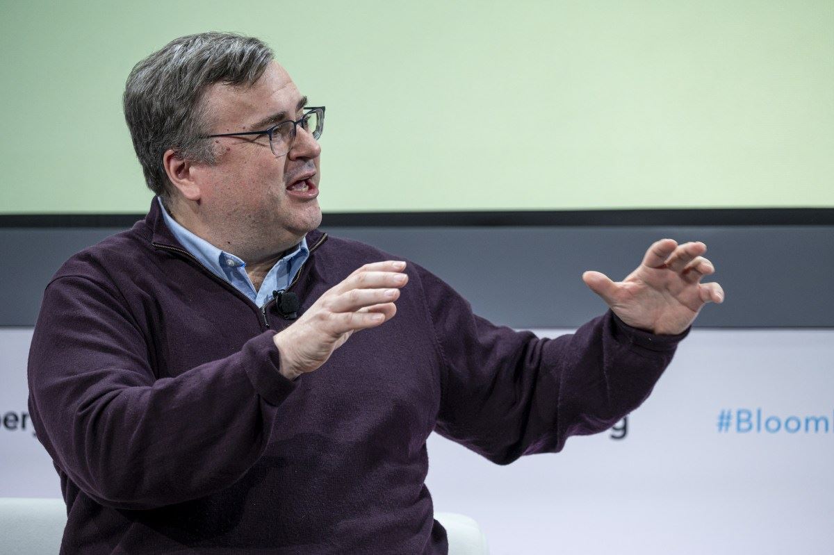 Prentis, novo laboratório de IA cofundado por Reid Hoffman e Mark Pincus, está em negociações para captar 100 milhões de dólares