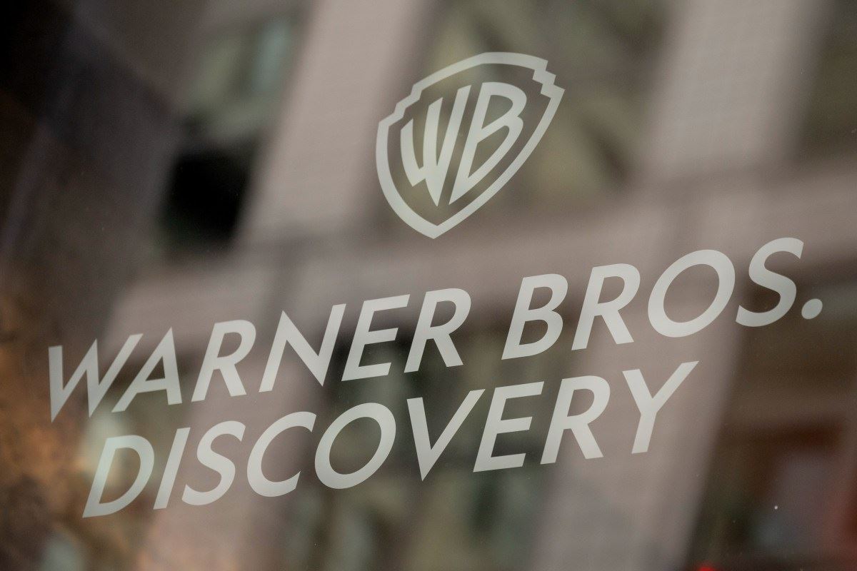 Processo da Warner Bros. acusa a Amazon de aliciamento ilegal de executivos