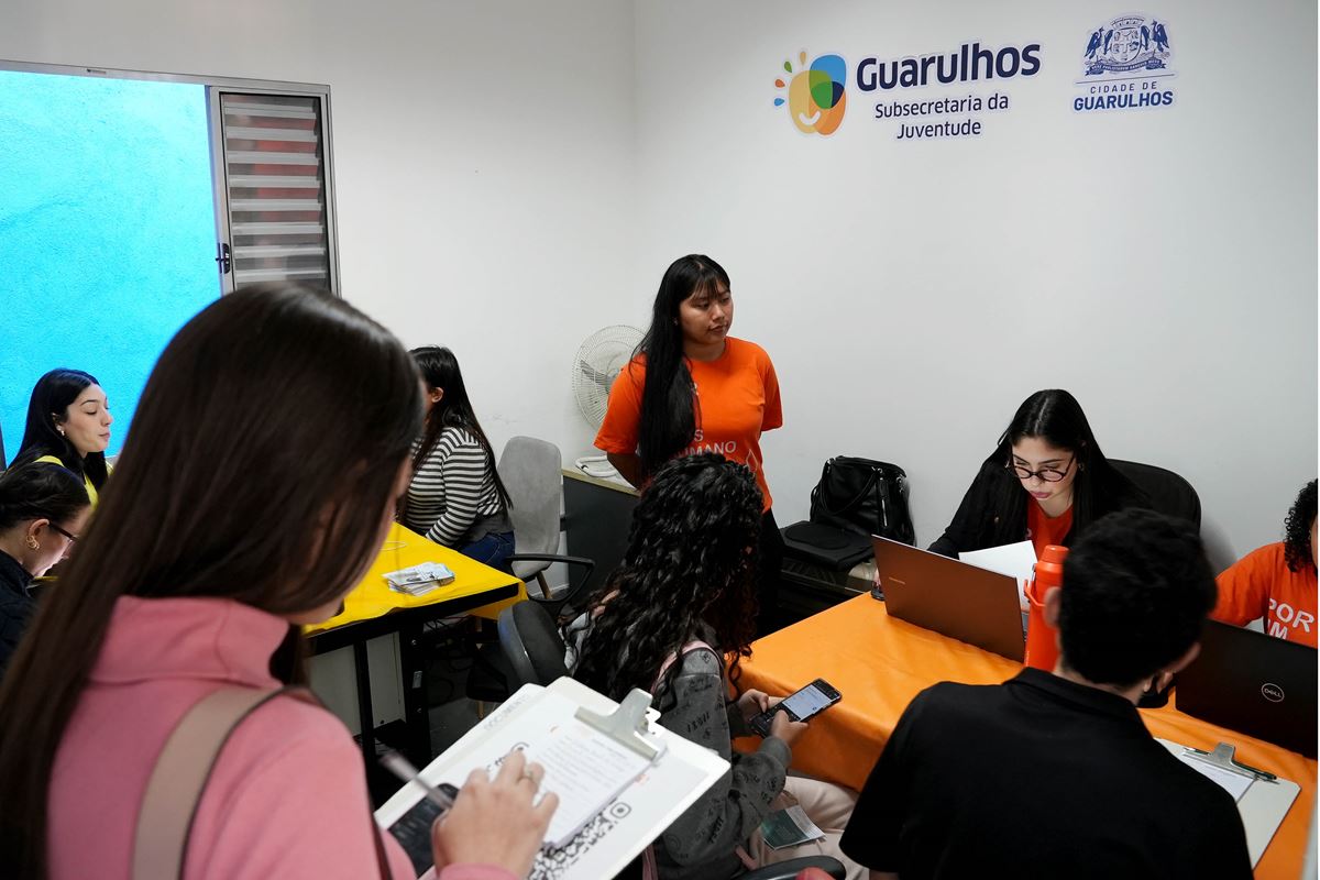 Mutirão de estágios remunerados e de Jovem Aprendiz mobiliza estudantes em Guarulhos