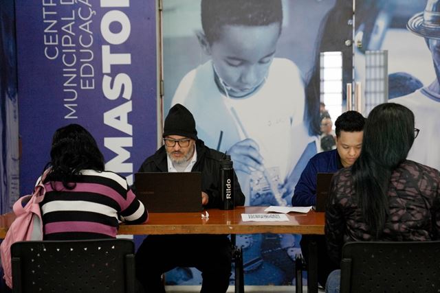 Prefeitura sedia processo seletivo para diversas vagas no Adamastor nesta quinta-feira