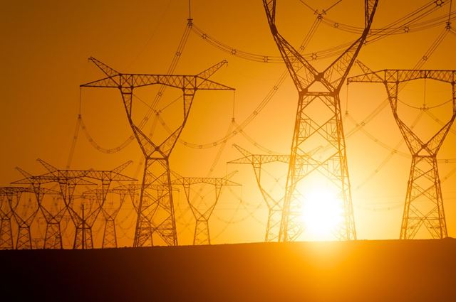 Centros de dados podem enfrentar cortes temporários de energia para evitar apagões na maior rede dos EUA