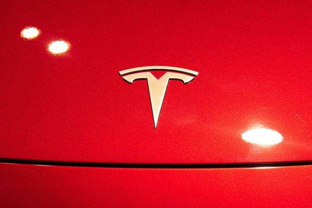 A Tesla fabricou seu 10 milionésimo veículo elétrico