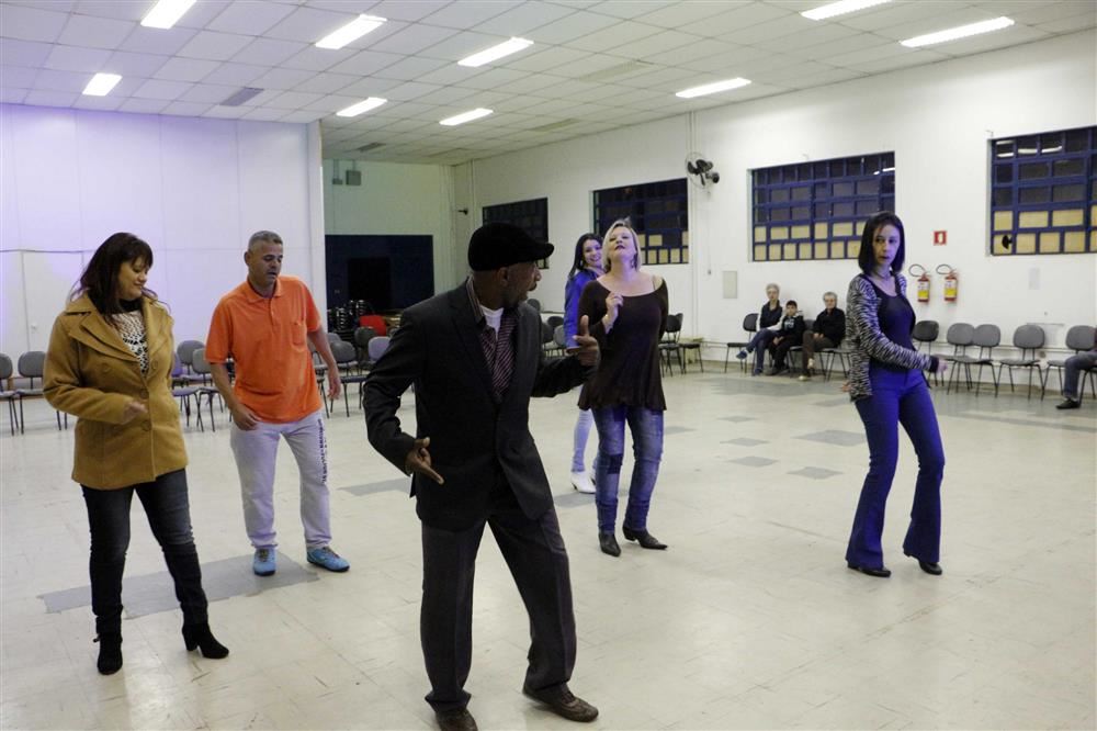 Baile Balada acontece no Adamastor Centro em 29 de setembro