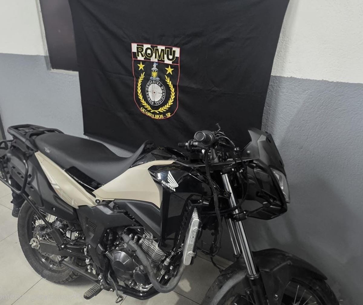 GCM prende dois suspeitos e recupera motocicleta roubada no Jardim Novo Portugal