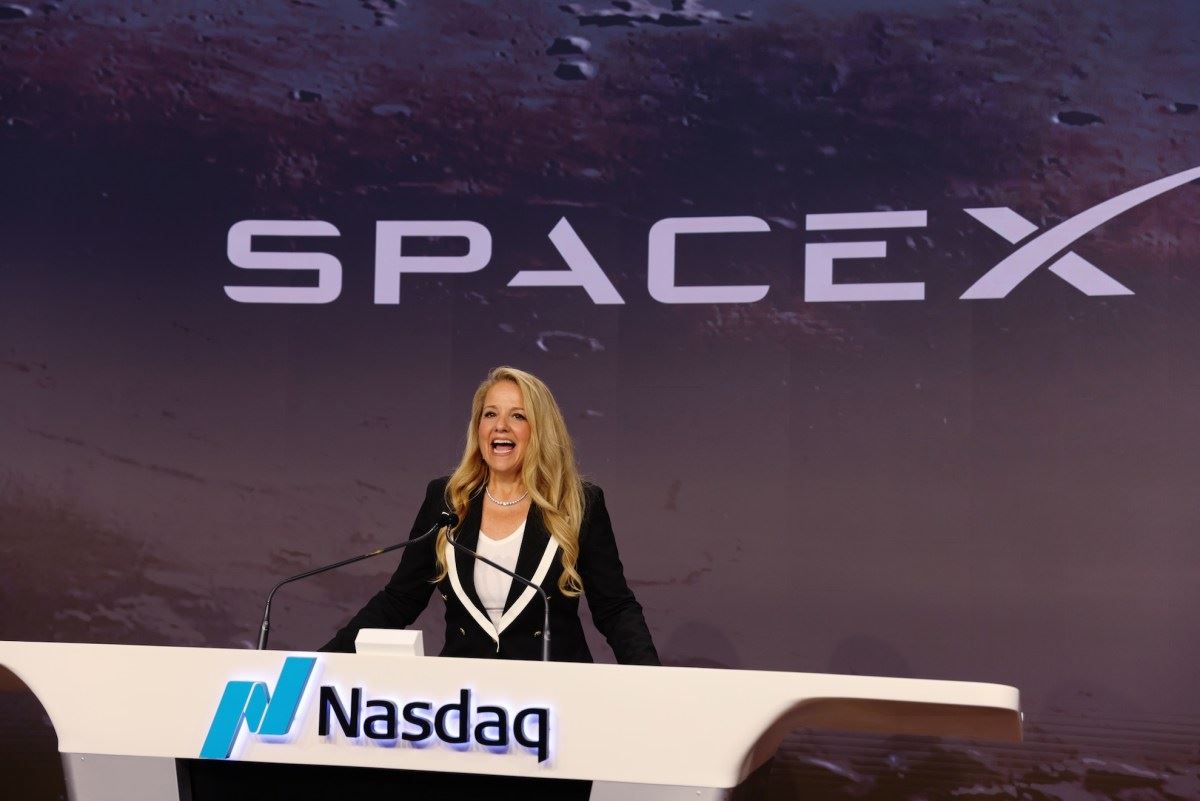 SpaceX duplica receita com acordos de computação da Anthropic e do Google e crescimento do Starlink