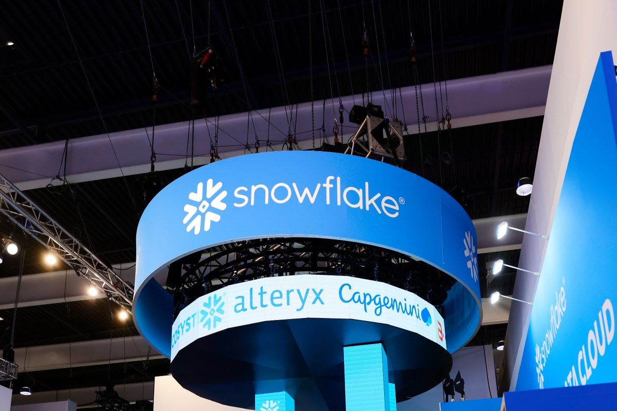 Hacker se declara culpado de roubar dados de mais de 165 clientes da Snowflake